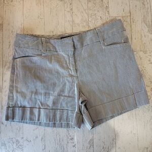 Express Editor black and white striped shorts Size 4